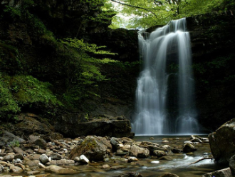 cascada cantabria