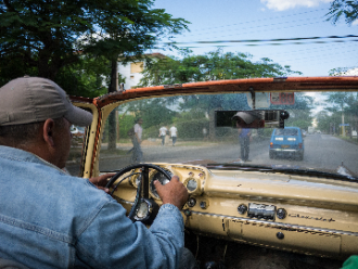 Conductor cubano