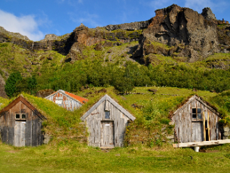 Casa tradicional islandesa